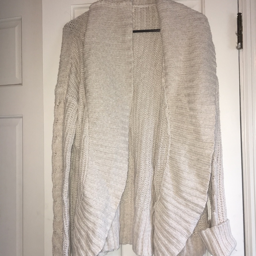 Mossimo Supply Co chunky cable knit cardigan